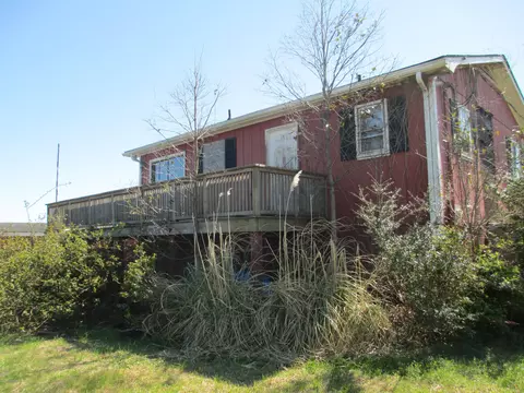 197 S Harbor Dr, Davis, NC 28524 photo 2