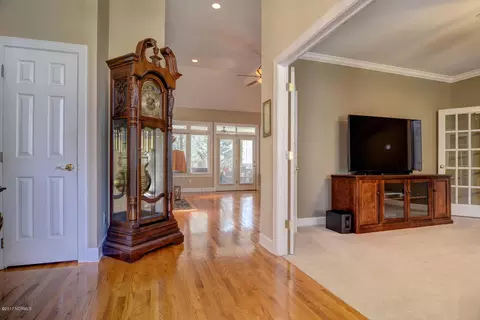 504 N Line Dr, Hampstead, NC 28443 photo 4