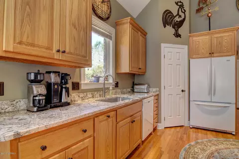 504 N Line Dr, Hampstead, NC 28443 photo 14