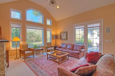 319 Whitebridge Rd, Hampstead, NC 28443 photo 8