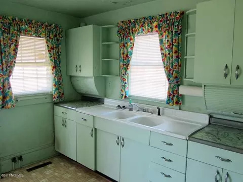 711 E 7th St, Washington, NC 27889 photo 7