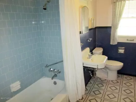 711 E 7th St, Washington, NC 27889 photo 13