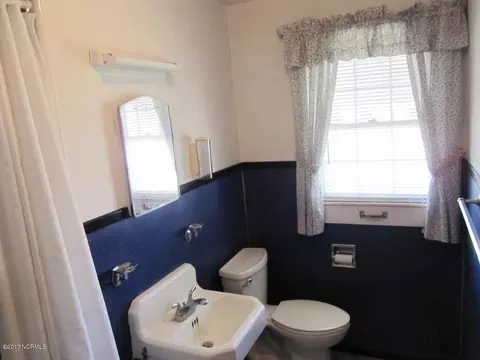 711 E 7th St, Washington, NC 27889 photo 12