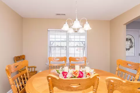 621 Parsley Dr, Hubert, NC 28539 photo 4