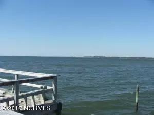 508 Seashore Dr, Atlantic, NC 28511 photo 9