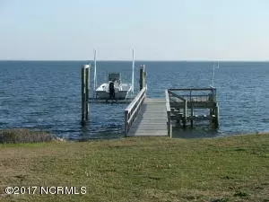 508 Seashore Dr, Atlantic, NC 28511 photo 8