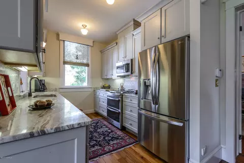 607 Pollock St, New Bern, NC 28562 photo 13