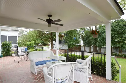 607 Pollock St, New Bern, NC 28562 photo 41