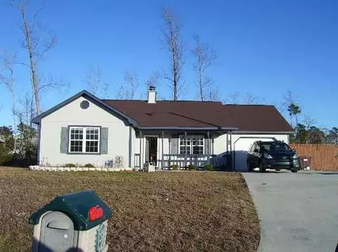 111 Fox Den Dr, Hubert, NC 28539 photo 1
