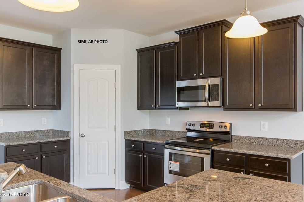 47 Bounty Ct, Hampstead, NC 28443 photo 11