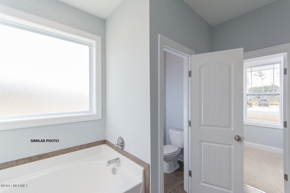 47 Bounty Ct, Hampstead, NC 28443 photo 20