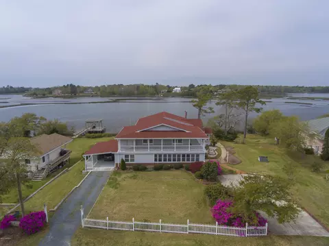 422 Batson Rd, Hampstead, NC 28443 photo 2