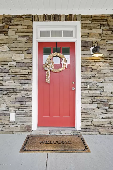 17 E Conolly Ct, Hampstead, NC 28443 photo 3