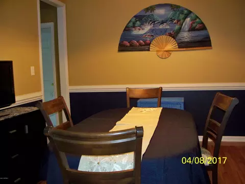 214 Middleridge Dr, Hubert, NC 28539 photo 2