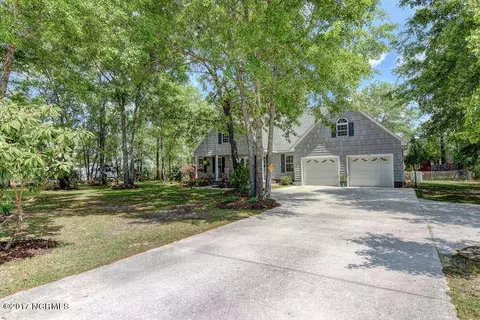 237 Doral Dr, Hampstead, NC 28443 photo 2