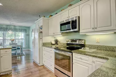 237 Doral Dr, Hampstead, NC 28443 photo 14