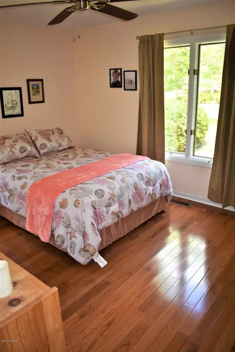 718 Sawgrass Rd, Hampstead, NC 28443 photo 24