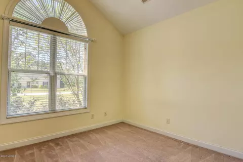111 Long Leaf Dr, Hampstead, NC 28443 photo 17