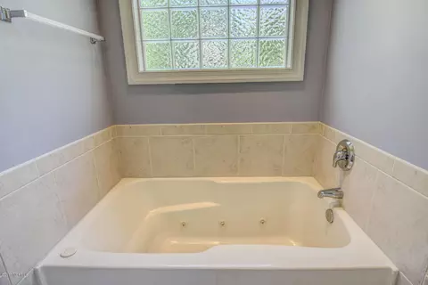 111 Long Leaf Dr, Hampstead, NC 28443 photo 16