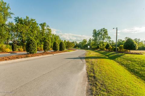 205 River Winding Rd, Jacksonville, NC 28540 photo 4