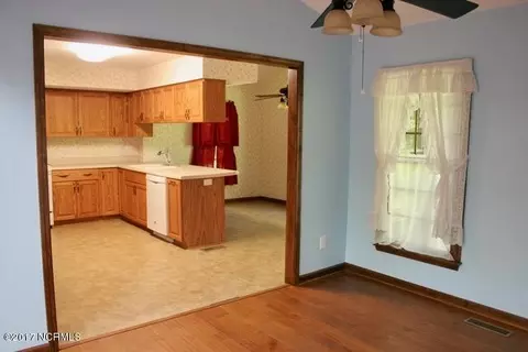 230 Shearwater Dr, Hampstead, NC 28443 photo 8