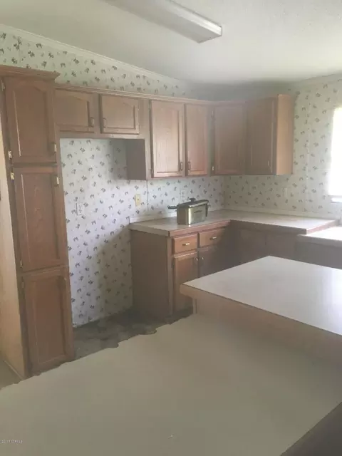 263 Hc Powers Rd, Wallace, NC 28466 photo 4