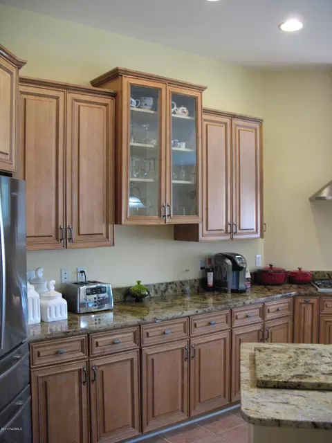 105 Bunker Ct, Hampstead, NC 28443 photo 14