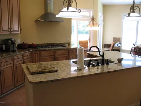 105 Bunker Ct, Hampstead, NC 28443 photo 13