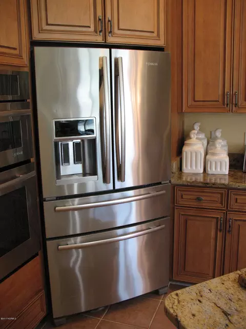 105 Bunker Ct, Hampstead, NC 28443 photo 15
