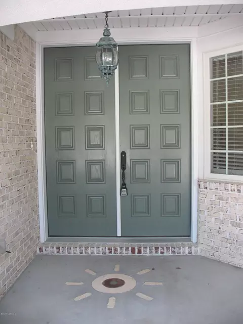 105 Bunker Ct, Hampstead, NC 28443 photo 4