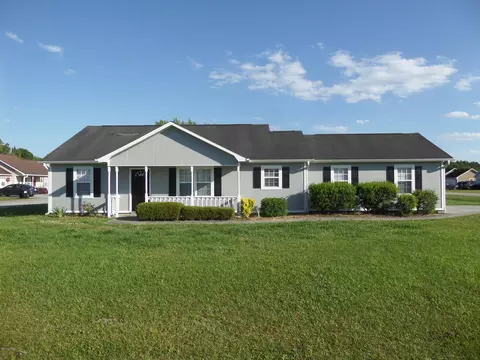 401 Sumrell Way, Hubert, NC 28539 photo 1