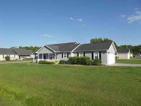 401 Sumrell Way, Hubert, NC 28539 photo 4