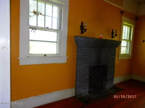 610 E 1st Ave, Chadbourn, NC 28431 photo 10
