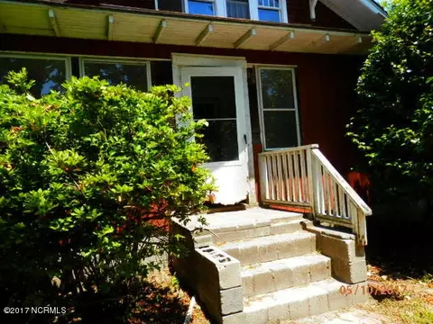 610 E 1st Ave, Chadbourn, NC 28431 photo 4