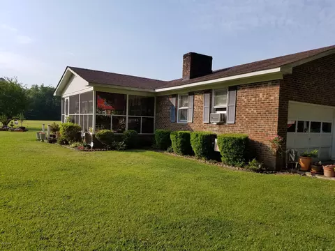 10060 E Nc 33 Hwy, Chocowinity, NC 27817 photo 3