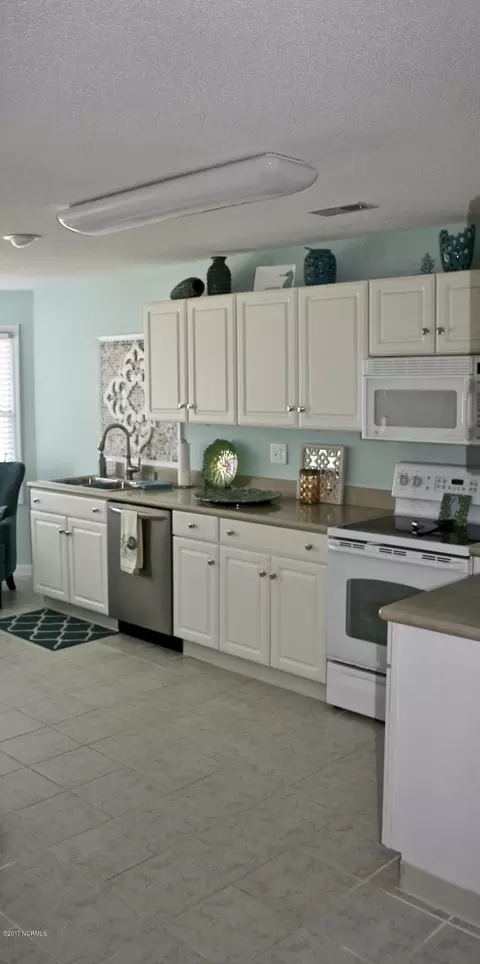 116 Widgeon Cir, Hampstead, NC 28443 photo 7