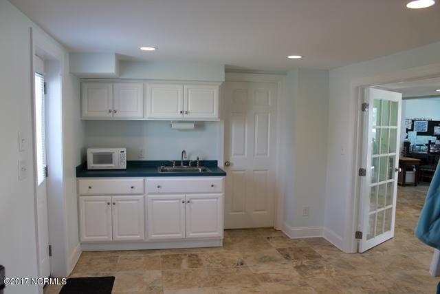 205 E Terminal Blvd, Atlantic Beach, NC 28512 photo 37