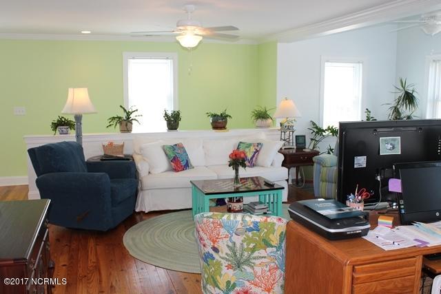 205 E Terminal Blvd, Atlantic Beach, NC 28512 photo 10