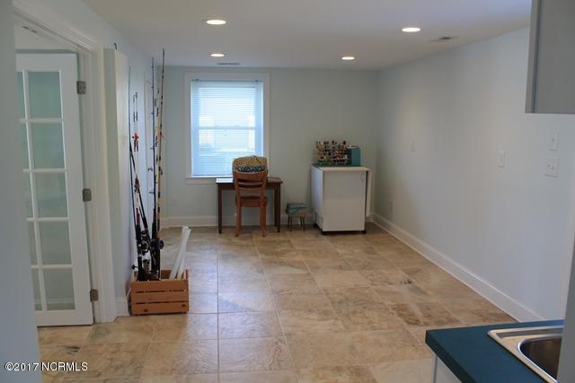 205 E Terminal Blvd, Atlantic Beach, NC 28512 photo 39