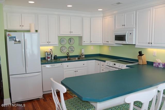 205 E Terminal Blvd, Atlantic Beach, NC 28512 photo 15