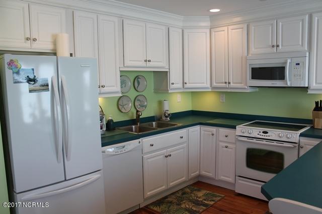 205 E Terminal Blvd, Atlantic Beach, NC 28512 photo 13
