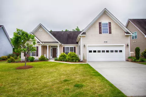 108 E Stockton Pl, Hampstead, NC 28443 photo 1