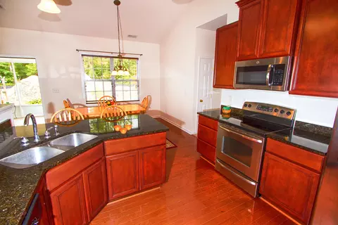 108 E Stockton Pl, Hampstead, NC 28443 photo 7