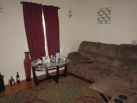 204 E Pine St, Williamston, NC 27892 photo 4
