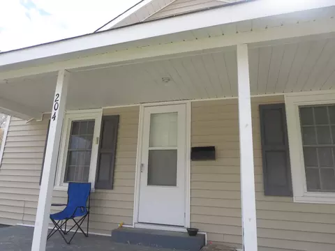 204 E Pine St, Williamston, NC 27892 photo 8