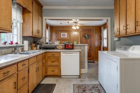 218 E Nash St, Spring Hope, NC 27882 photo 18