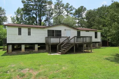 74 Ann St, Chocowinity, NC 27817 photo 1