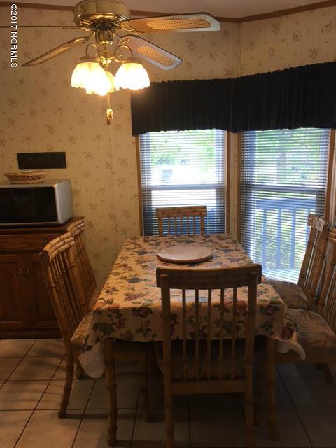 601 Harpoon Ct, Hampstead, NC 28443 photo 11