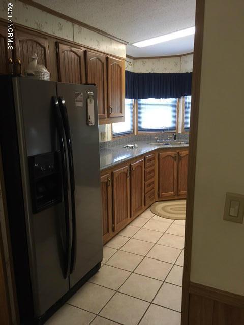 601 Harpoon Ct, Hampstead, NC 28443 photo 7