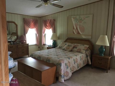 601 Harpoon Ct, Hampstead, NC 28443 photo 16